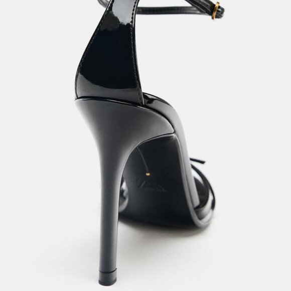 BRAND NEW ZARA HIGH HEELED BUCKLE SANDALS - Picture 5 of 5
